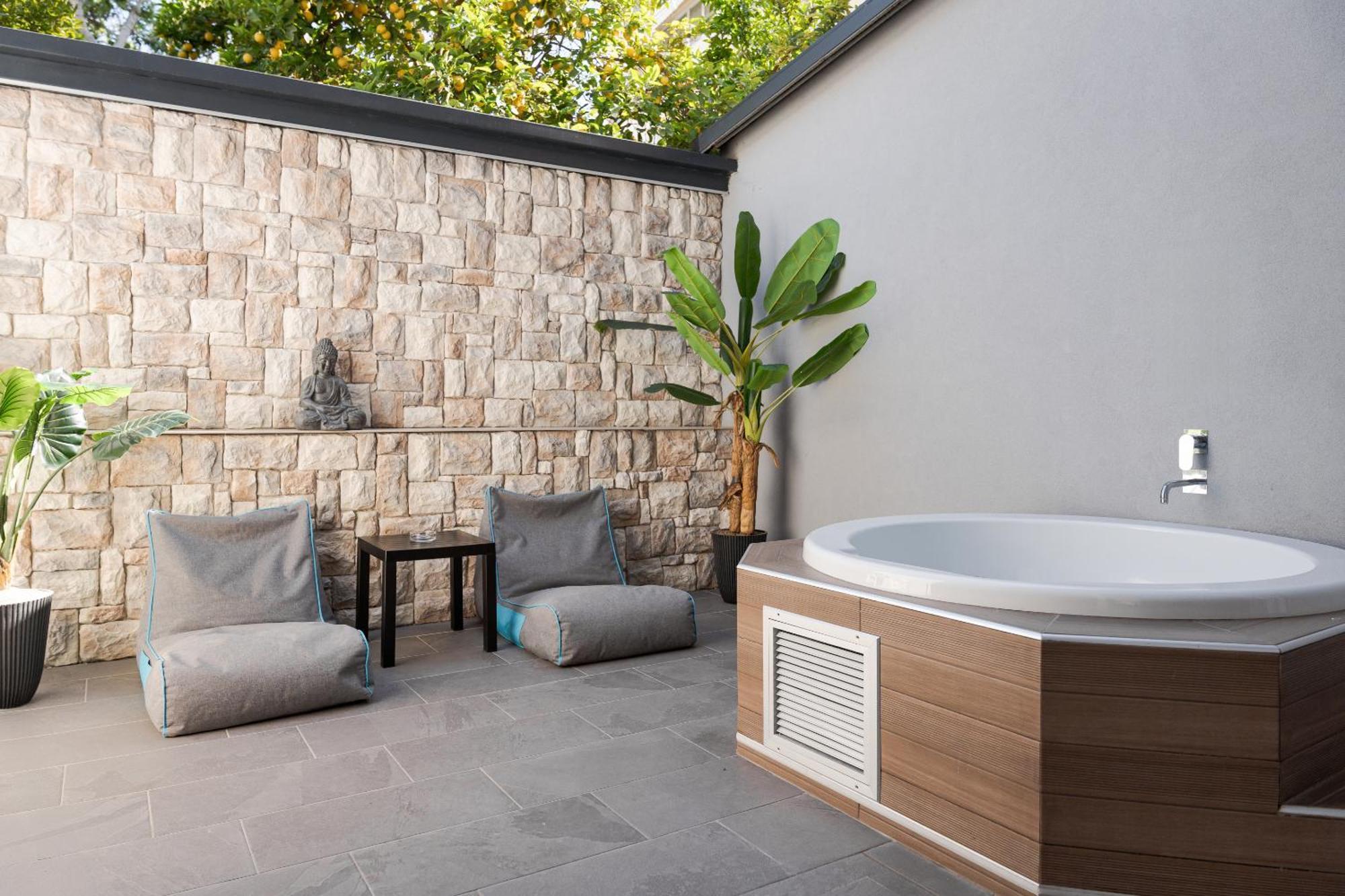 Sette Suites & Rooms - Adults Only Xylokastro Exterior foto