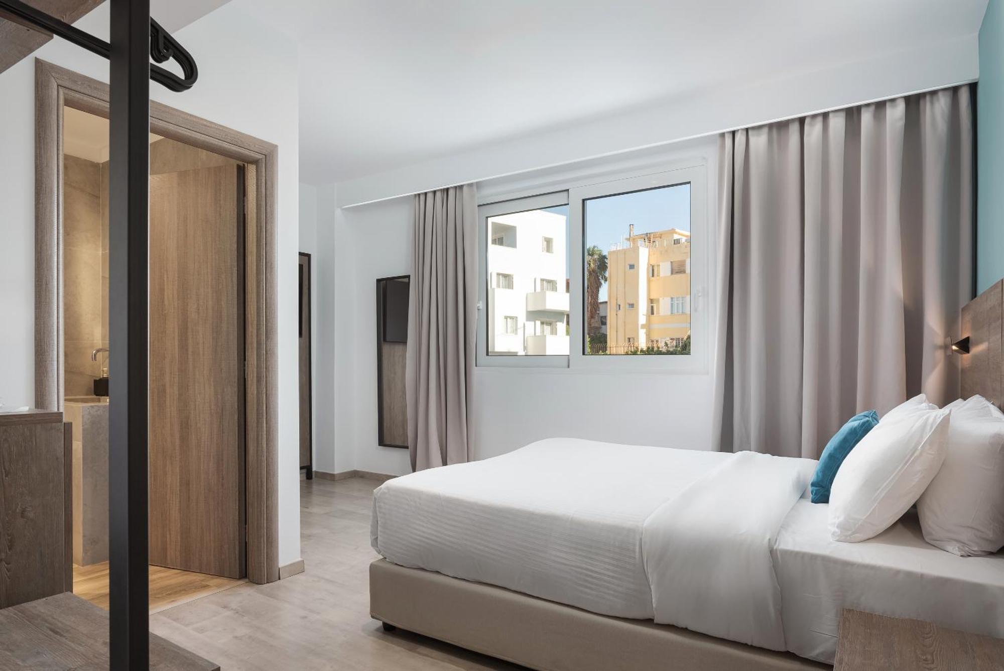 Sette Suites & Rooms - Adults Only Xylokastro Quarto foto